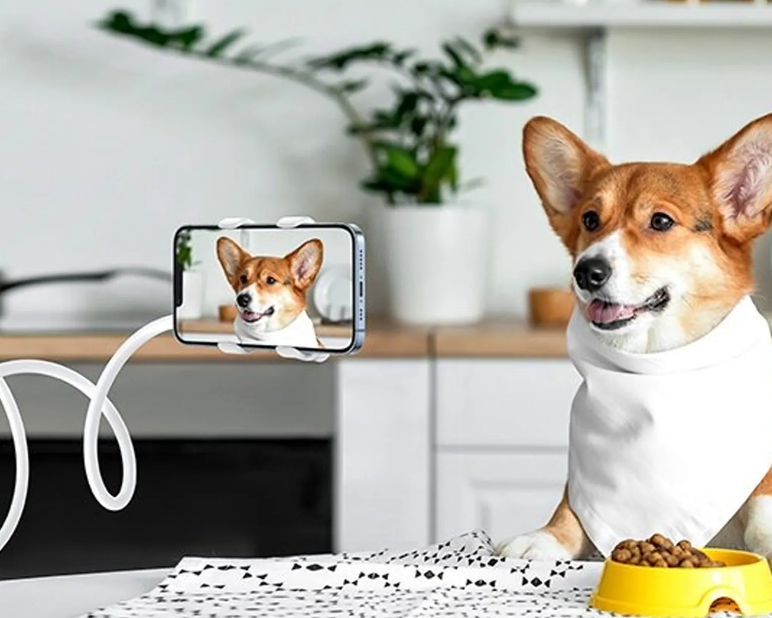 Flexible Phone Holder 90 cm - White