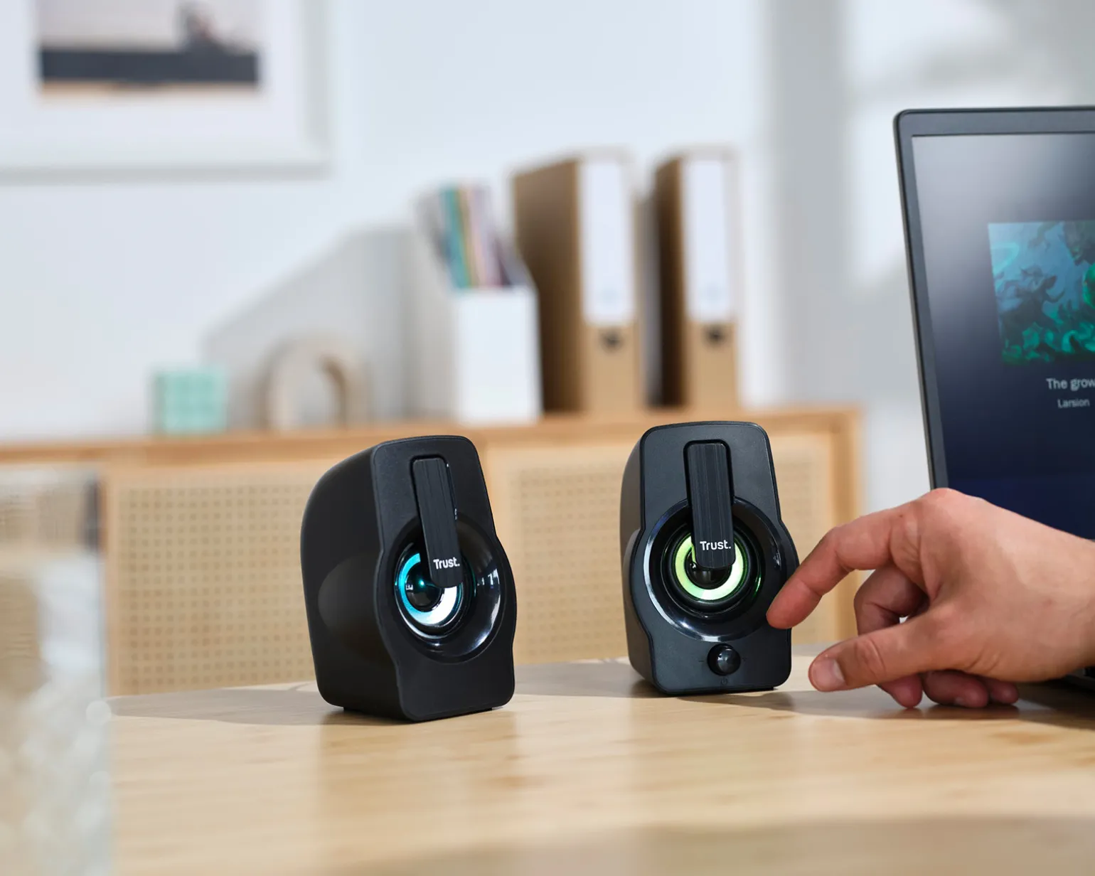 Gemi RGB 2.0 Speaker Set - Black