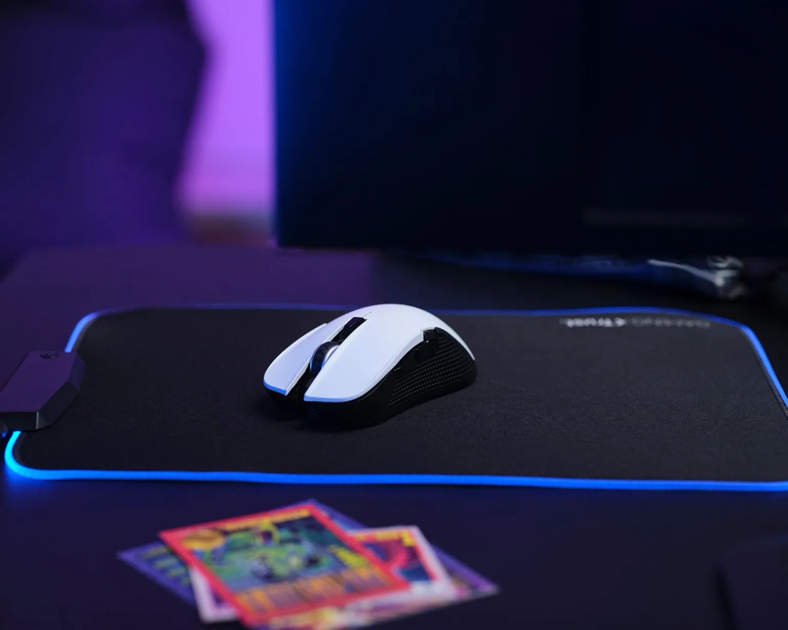 GXT 923W YBAR Wireless Gaming Mouse - White