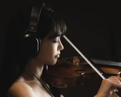 Joker Headphones - Black