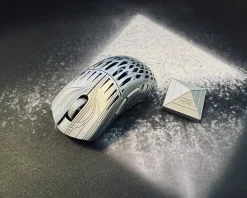 Stormbreaker Magnesium Wireless Gaming Mouse - Platinum