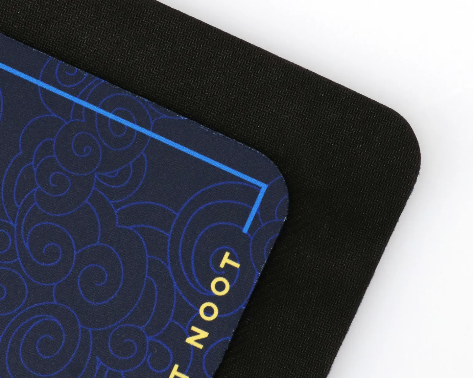 x Pengu - Limited Edition Mousepad XXL - Deskpad